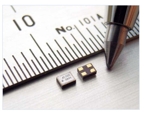 超小型的FCXO-07有源晶振为医疗PCB板节省多达60％的空间